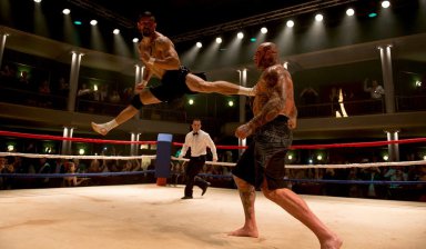 кадр из фильма Неоспоримый 4 2017